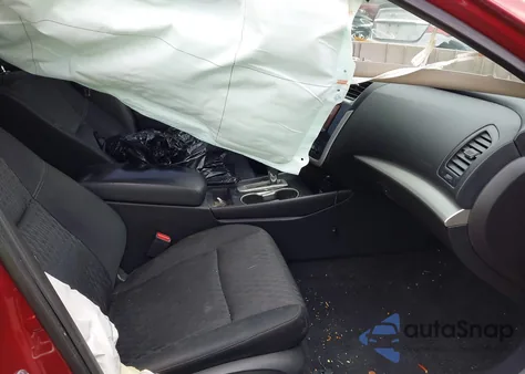 2016 Nissan Altima 2.5 S z USA, uszkodzony, nr VIN 1N4AL3AP3GN351108